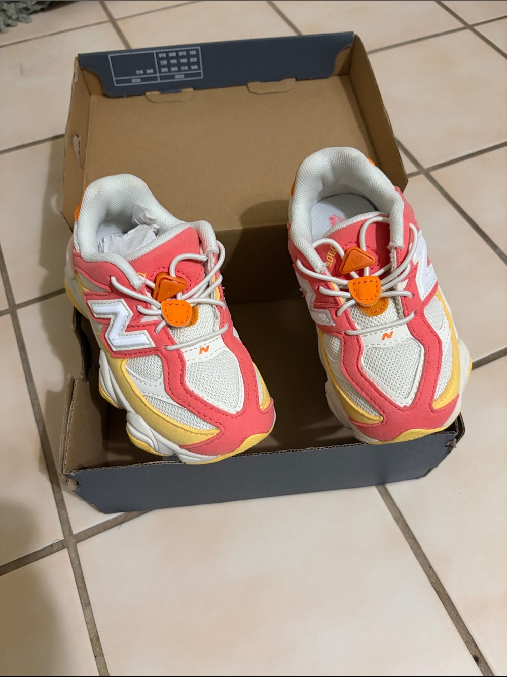 New Balance Coral Pink and Orange Accent Sneakers kids sneakers size 8 toddler.